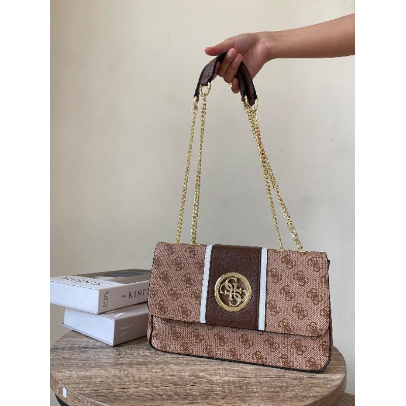 3.3 SALE | GUESSS open road 4G crossbody bag