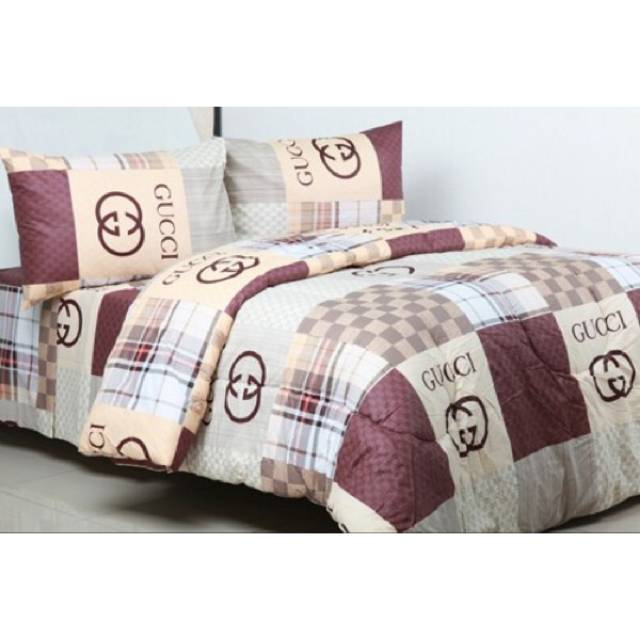 Sprei motif gucci