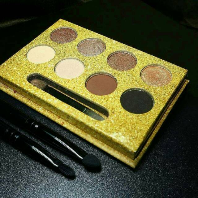 LT PRO Naturally Glam Eyeshadow Palette