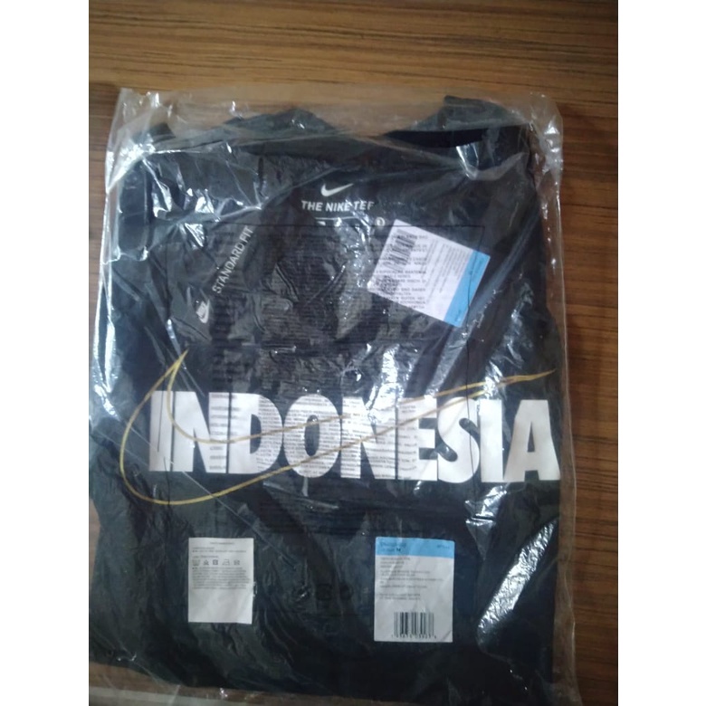 Tee Shirt Nike Original. Swoosh Indonesia. Black.
