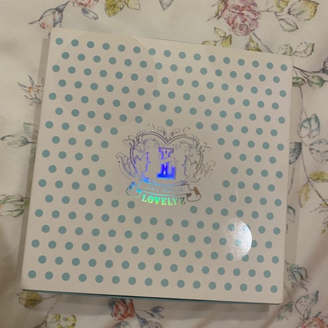 Lovelyz Girls’ Invasion album