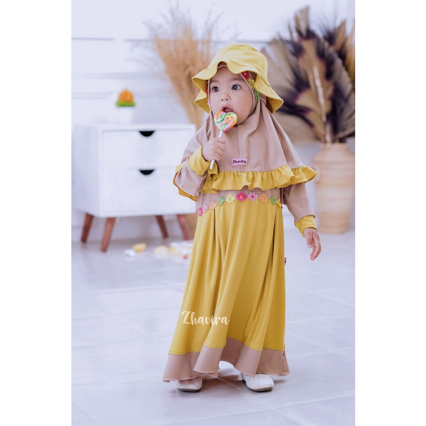 Baju Muslim Gamis Anak Perempuan Zhavira Daisy Free Topi Syari Bahan Jersey Terbaru Lebaran 2022