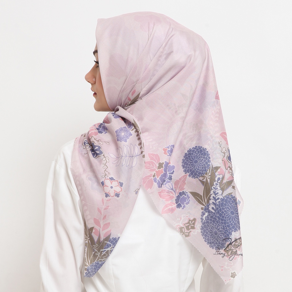 KLA by Itang Yunasz - Hijab Voal Premium Scarf Evelyn
