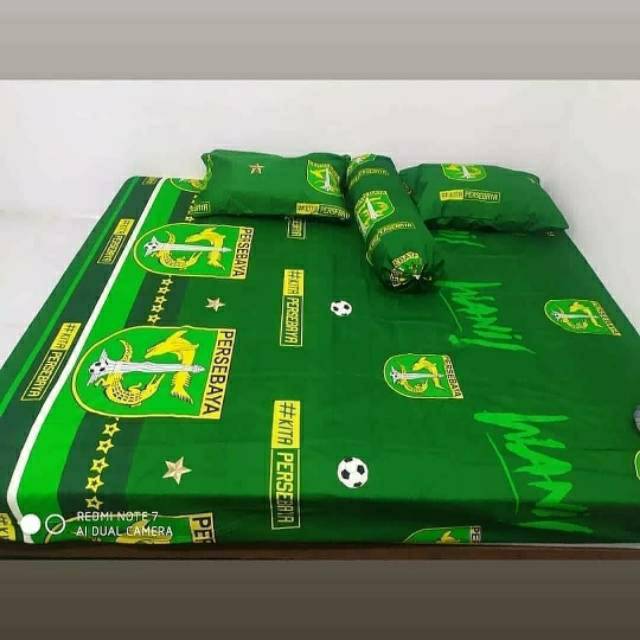 SPREI / SPRAI KASUR MOTIF BOLA PERSEBAYA WANI BONEK