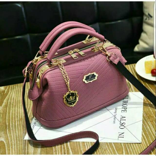 Tas import branded batam