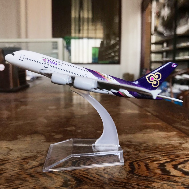 Model Pesawat Terbang Thailand Airbus 320 Nok Air B737 Bangkok 747 Bahan Alloy Diecast Ukuran 16CM