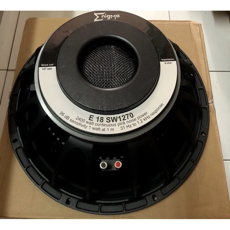 Speaker 18 inc Enigma 18 SW 270