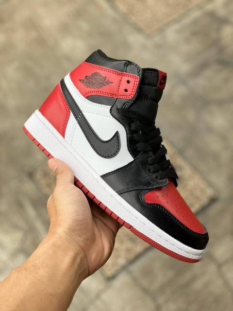 bred 1s size 7