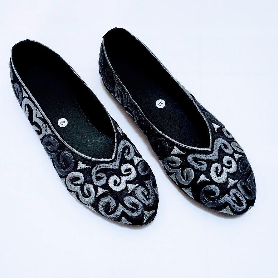 etnik fashion sepatu wanita slip on flat bordir kumis abu