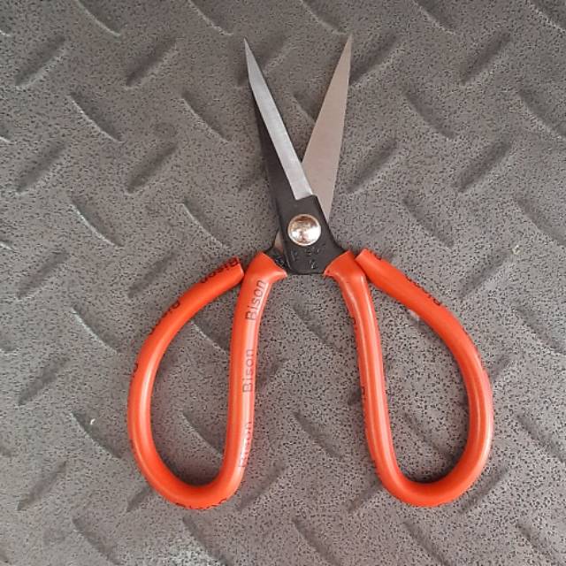 

Gunting Kodok Potong Seng Kain no 2 Serbaguna 8 Inch Bison