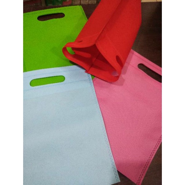 Goodie bag oval 20x26 - tas promosi-tas spundbond oval-goody bag oval Tebal