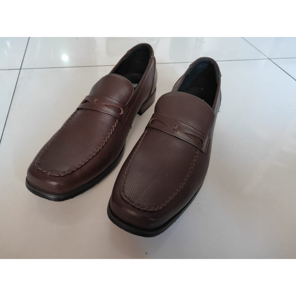 Sepatu Pantofel merk playboy Original