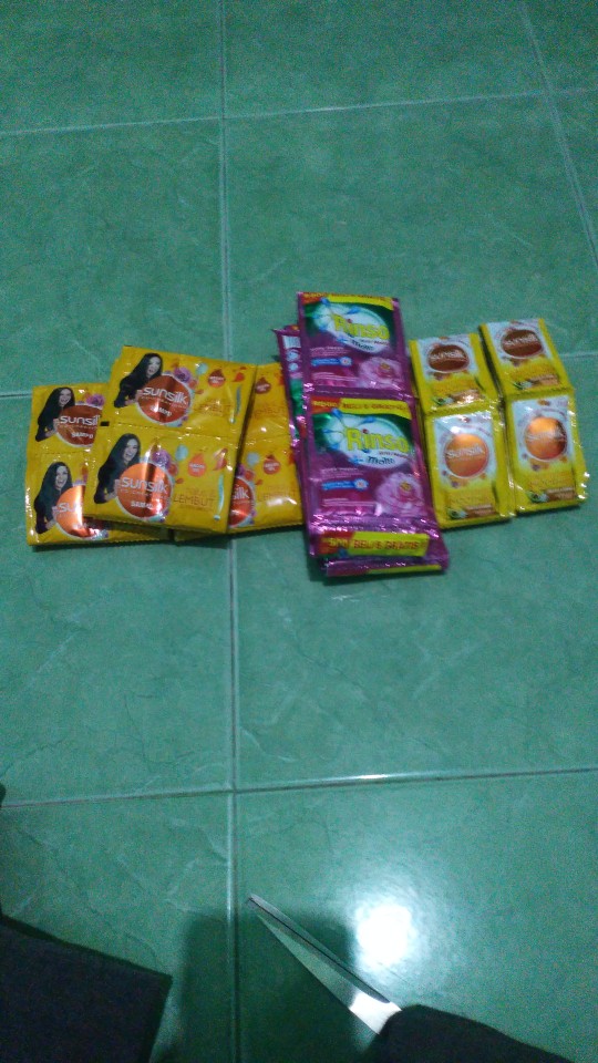 Rinso Cair Rp 500 Renteng / Sachet