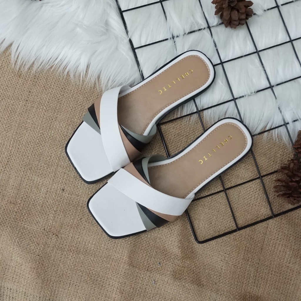 Slip Sandal Teplek Wanita Selop Slip On Casual Cewek Remaja/Wedges Perempuan Kekinian Bisa Bayar Ditempat/Women Sliper Bukan Zara Sandal Wanita Flat/Teplek/Valerie Sandals Wanita