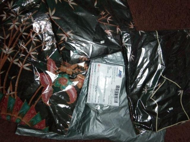 Maura Couple - Sania Ruffle Batik Couple Ori Ndoro Jowi Dnt Garansi Termurah Shopee - Busana Solo