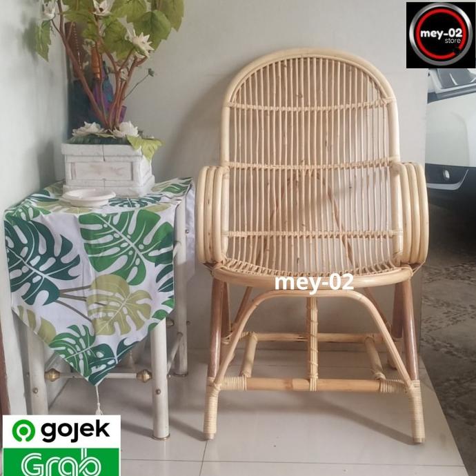 Kursi Pengki Rotan /Kursi Teras Santai Unitedian