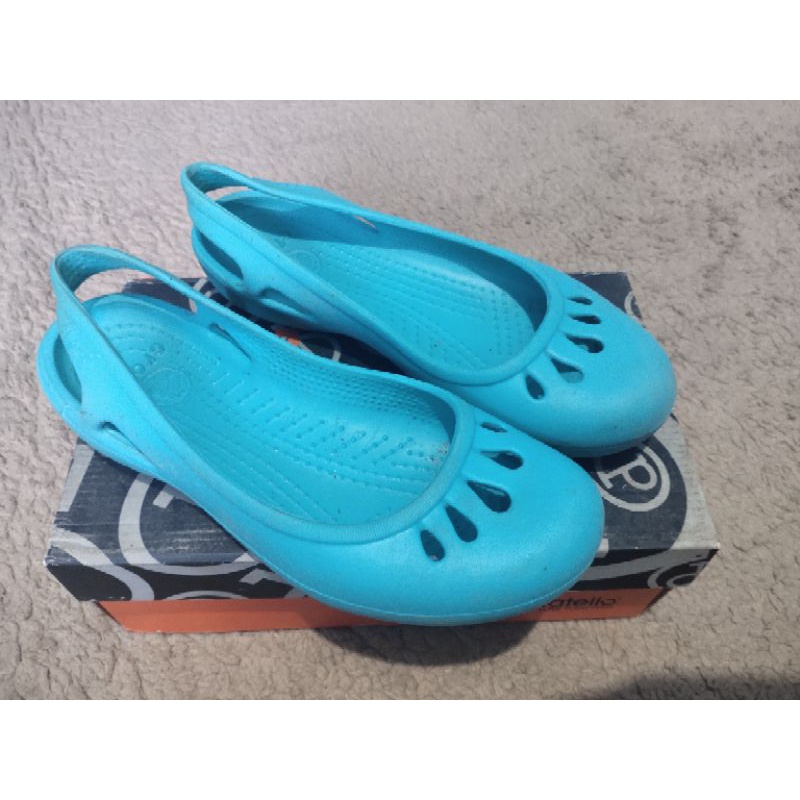 preloved sendal crocs wanita