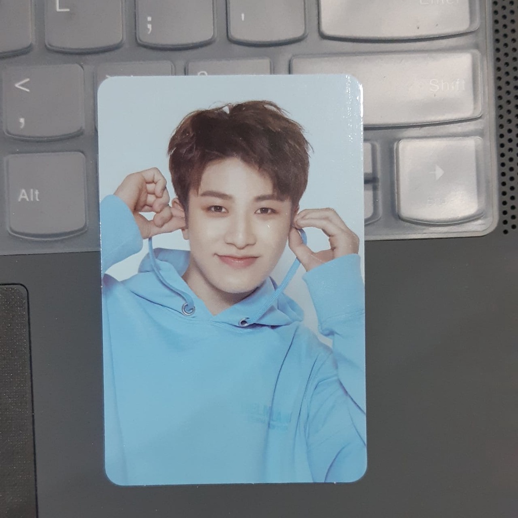 [BOOKED] PHOTOCARD JUNGHWAN HOODIE BIRU