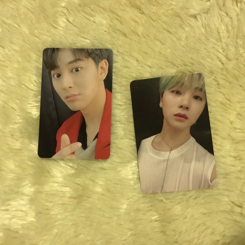 PC iKON Yunhyeong (iDECIDE green ver) - PC iKON Jinhwan (NKC Red ver) [BOOKED]