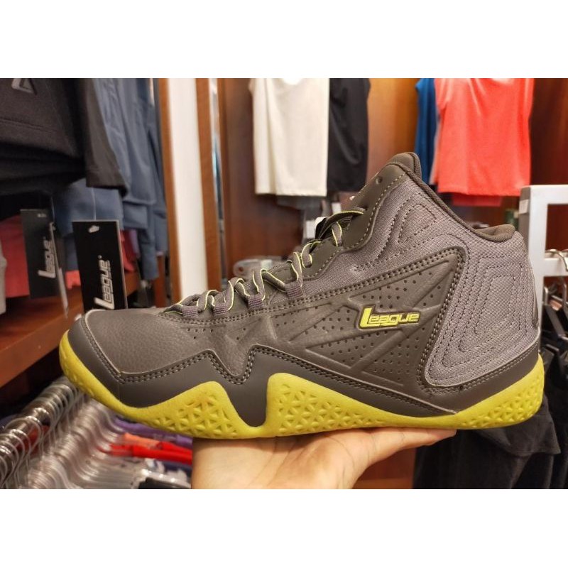 league Basket levitate