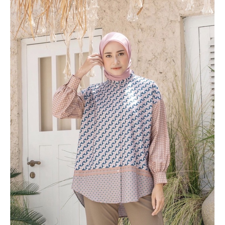 Suri Blouse by Heaven Lights