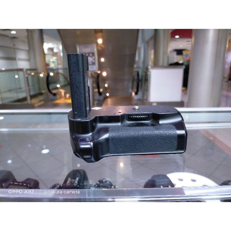 Battery Grip for Nikon D60 Nikon D40