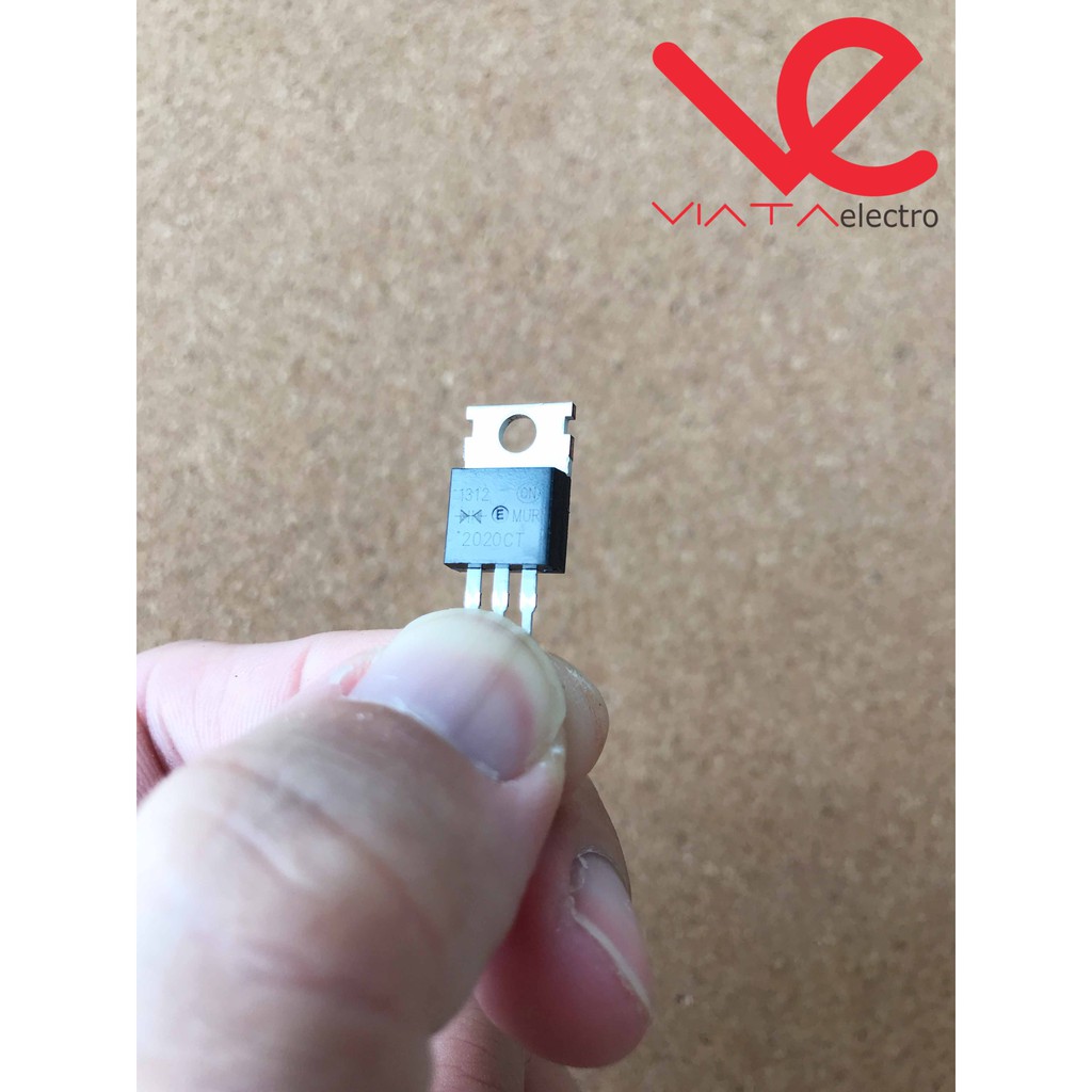 MUR2020 DIODA ULTRA FAST 20A 200V ASLI ORIGINAL ON MUR 2020 ORI MOTOROLA