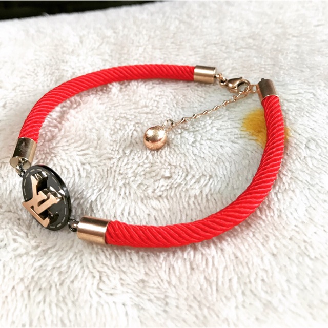 Gelang tali merah LV,YSL,GUCCI
