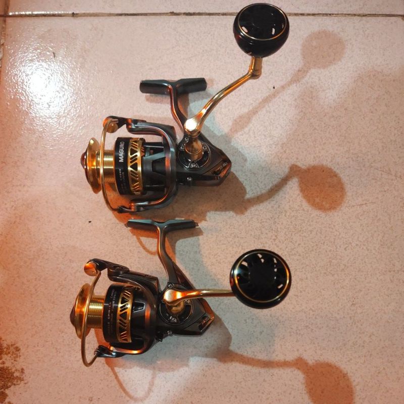 REEL MAGURO DAZZLE SPIN SW-4000