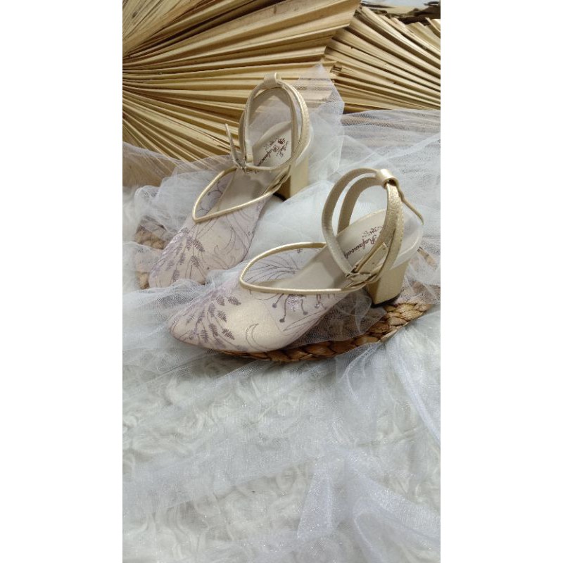 sepatu Arummi purple gold tali 7cm hak tahu