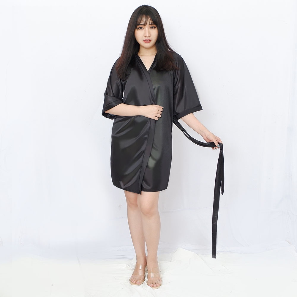 FOLVA kimono baju tidur satin 1285BKIM hitam all size-2