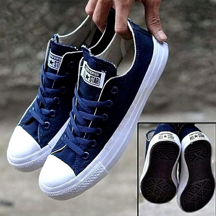sepatu converse navy blue