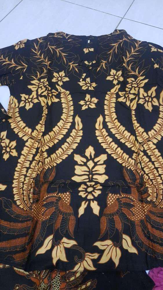 Maura Couple - Sania Ruffle Batik Couple