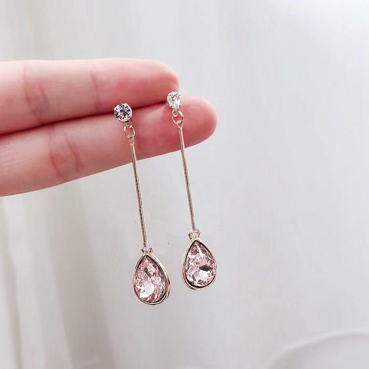 Anting Fashion Wanita Kekinian Korea Style Model Stud Diamond Rantai Panjang liontin kristal 432