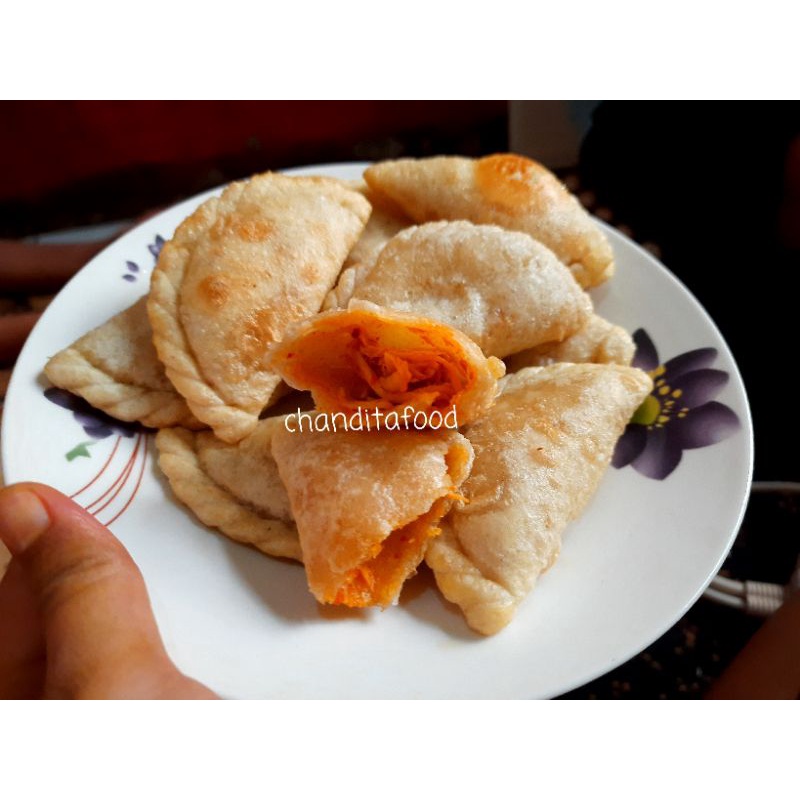 

cireng isi ayam pedas