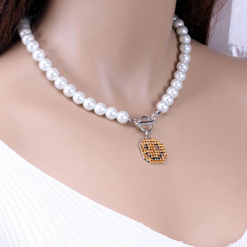 Kalung Mutiara Rantai Wanita Dengan Liontin Bentuk Smiley Gaya Retro Korea