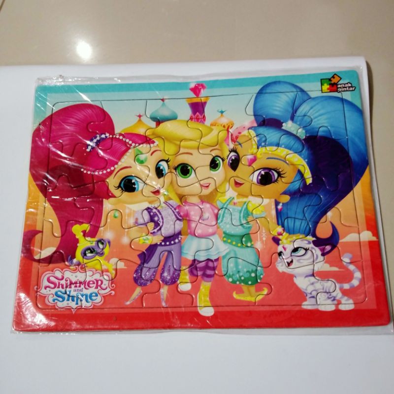 puzzle anak karakter (18×24cm)