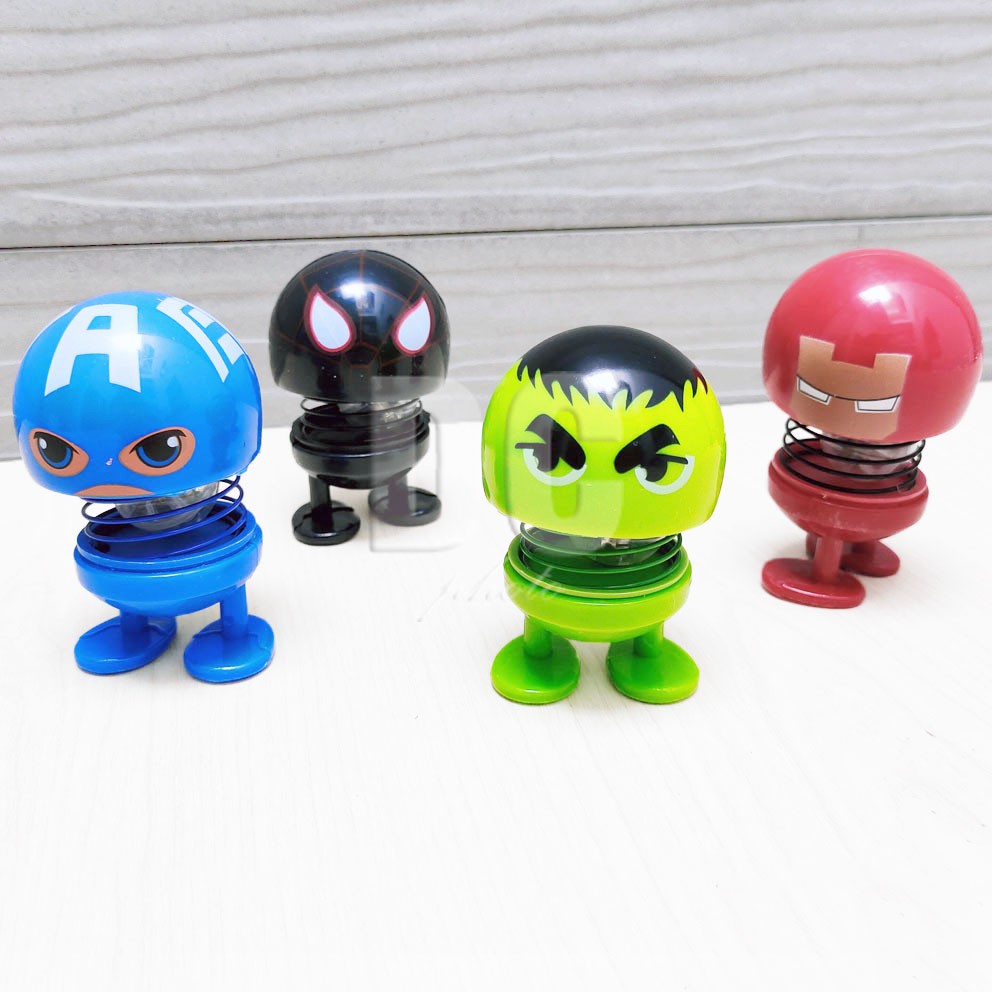 Boneka Per Avengers Spring Doll Superhero Pajangan Dashboard Mobil Boneka Goyang Karakter