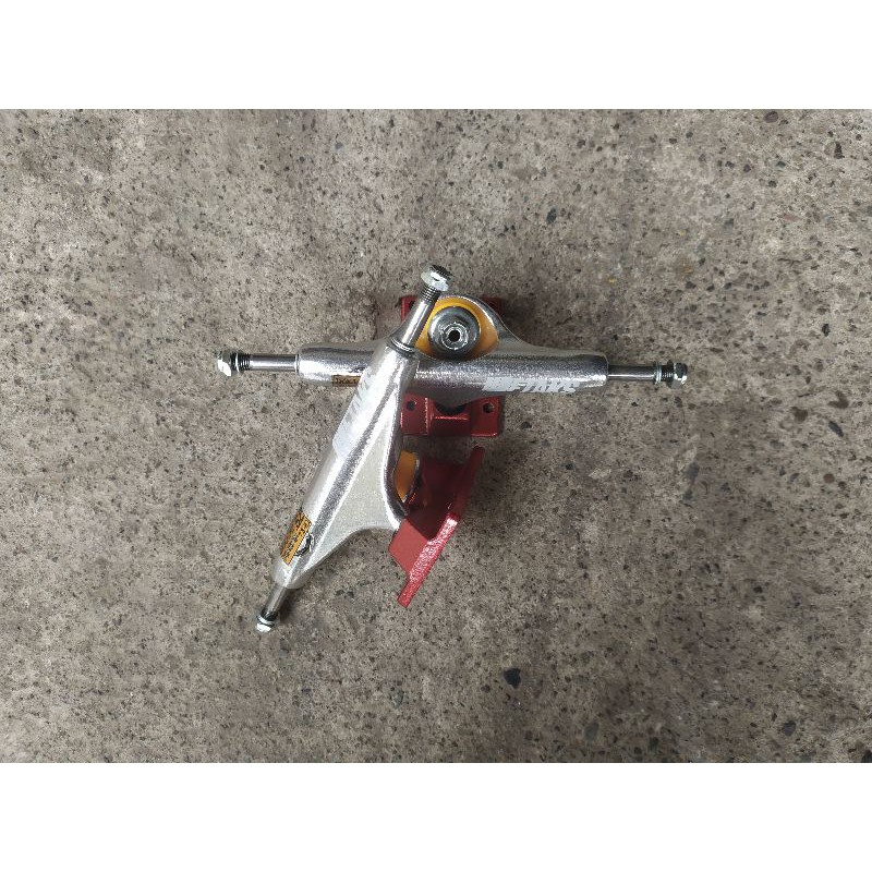 ETAKS TRUCK BASE RED