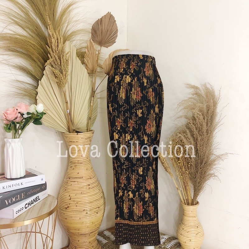 ROK BATIK PLISKET-Azalea