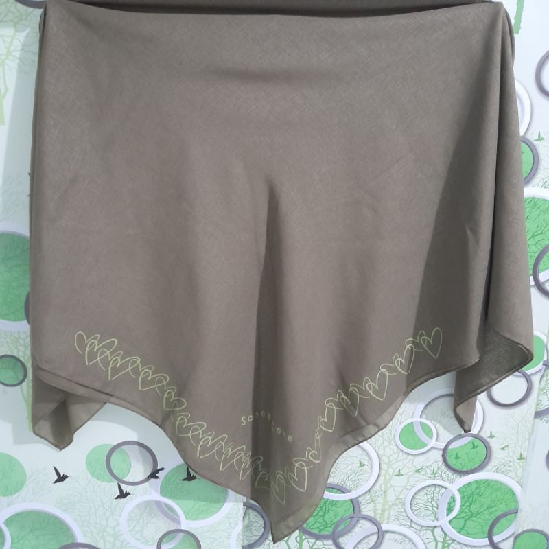 hijab monel (preloved)
