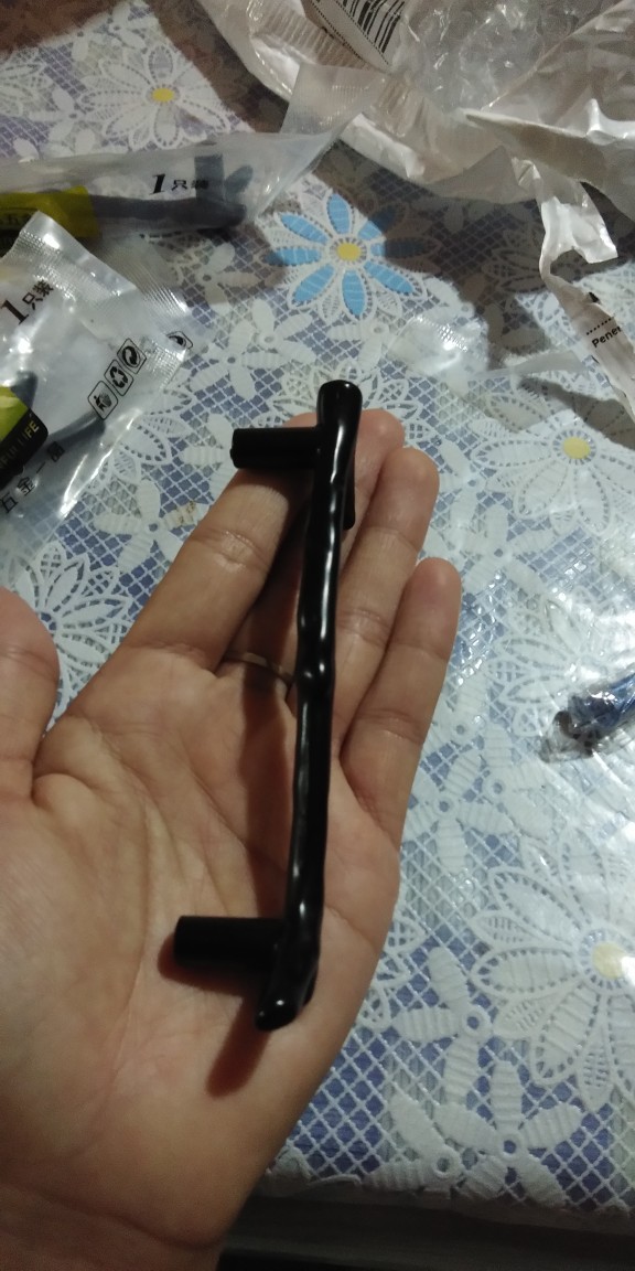 Gagang Pintu Lemari Bentuk Ranting Pohon Antik