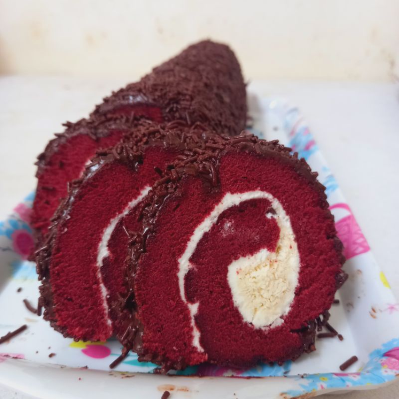 

bolu gulung redvelvet panjang 30cm