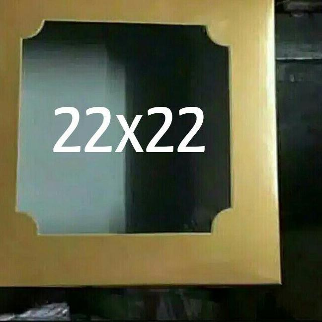 

Flash Sale!! (owu-1272) @10pcs Dus Gold / Kemasan Kue size 20x20/ 22x22/ 25x25 Dus Kue Emas Tart Kue