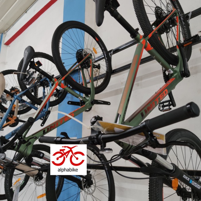 SEPEDA GUNUNG MTB 27.5 DAN 29 INCH UNITED DETROIT 7.1