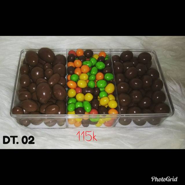 

Snack, aneka jajanan cokelat, dll