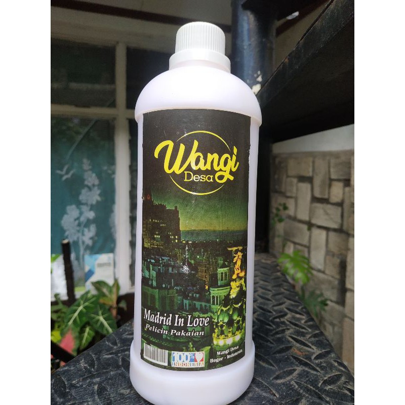 

Pelicin Pakaian Wangi 1 Liter