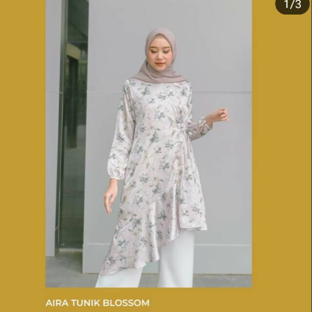 Aira tunik Blossok M by Kamila Wardrobe