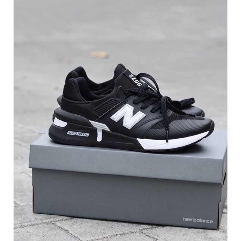 NEW BALANCE 997s TRIPLE BLACK WHITE