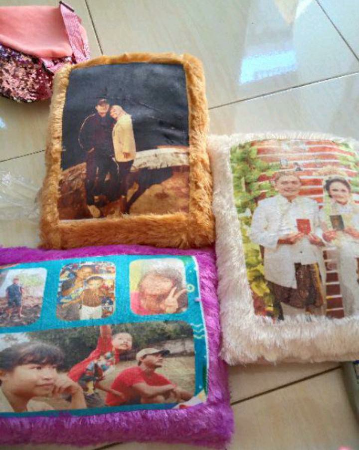 Bantal 30*30 Kombinasi Yelvo/rasfur